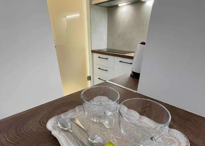 Cris In Apartment Volos